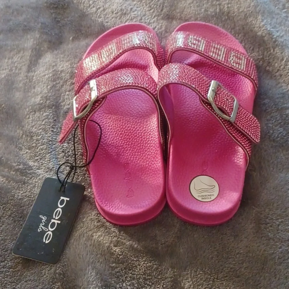 NWT BEBE GIRLS SPARKLELY SANDELS SIZE 13/1
